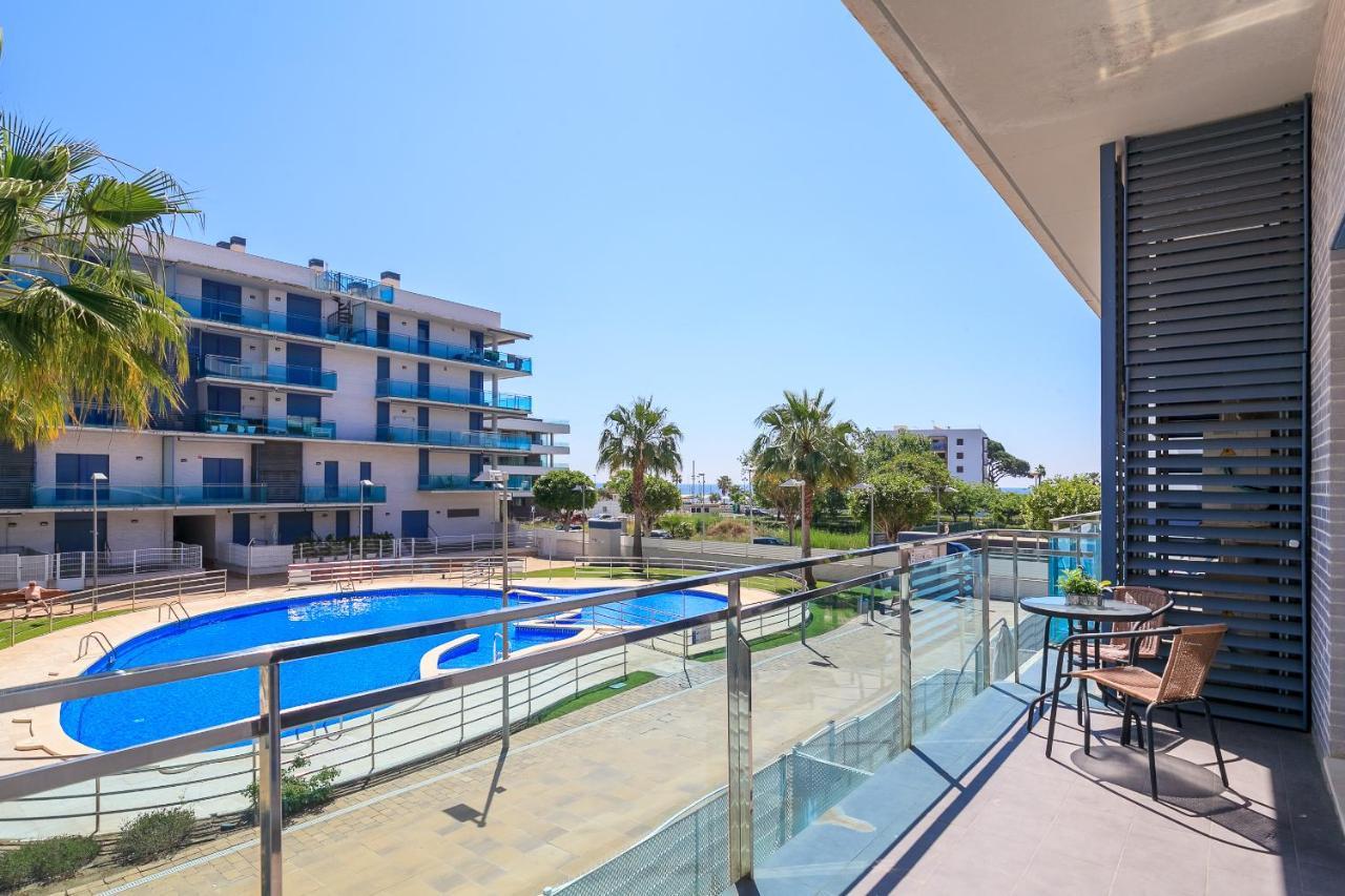 Uhc Mar Augusta Family Complex Apartment Кембрилс Екстериор снимка