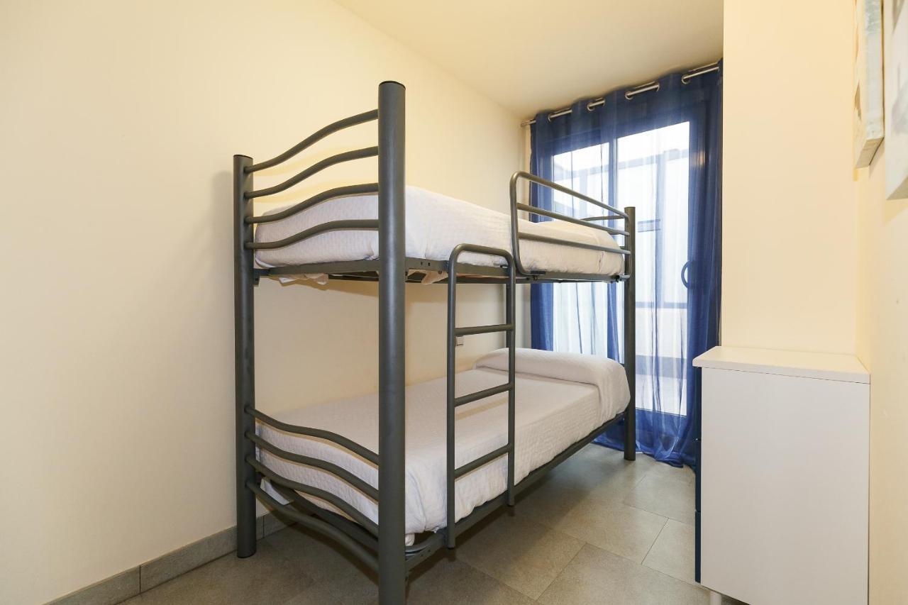 Uhc Mar Augusta Family Complex Apartment Кембрилс Екстериор снимка