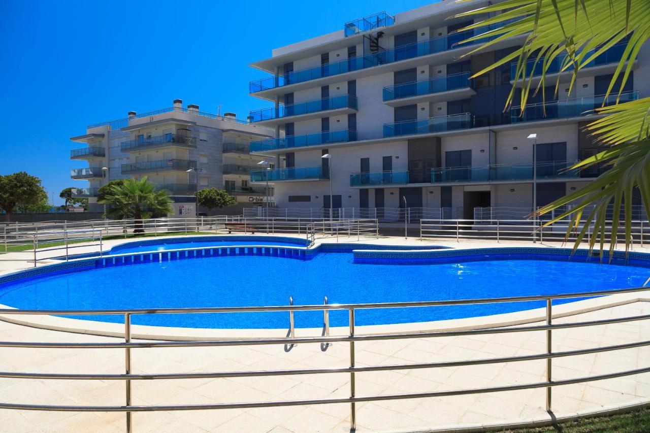 Uhc Mar Augusta Family Complex Apartment Кембрилс Екстериор снимка