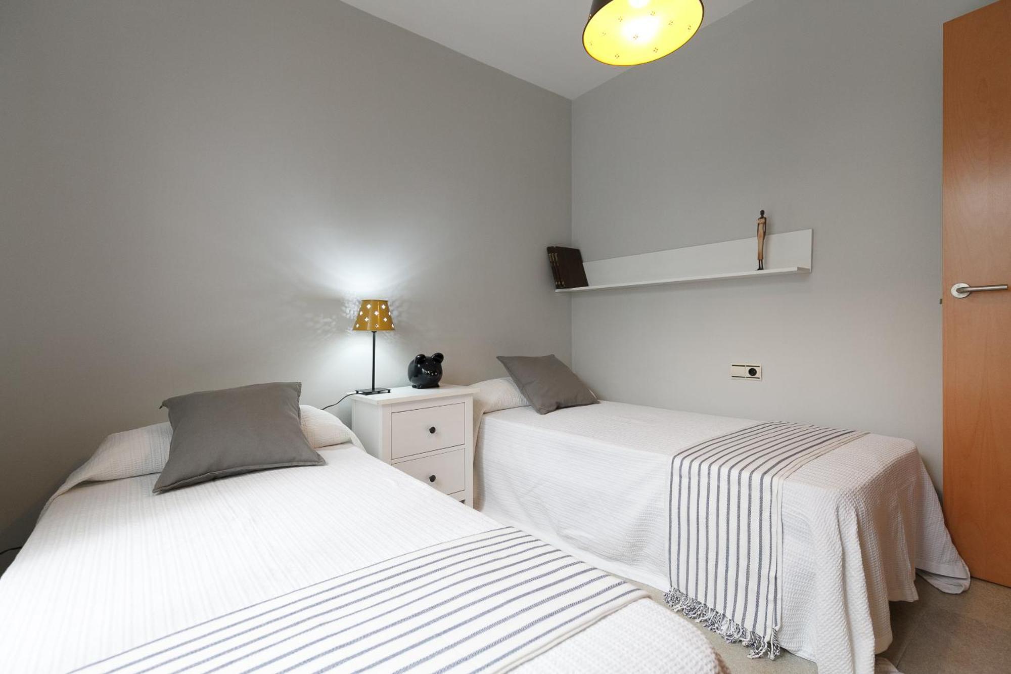 Uhc Mar Augusta Family Complex Apartment Кембрилс Стая снимка