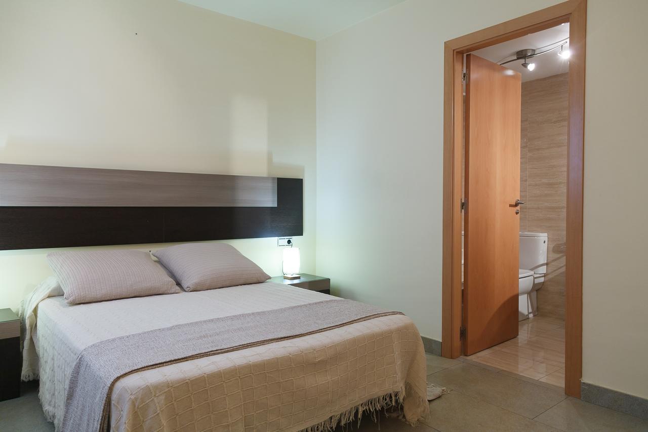 Uhc Mar Augusta Family Complex Apartment Кембрилс Екстериор снимка
