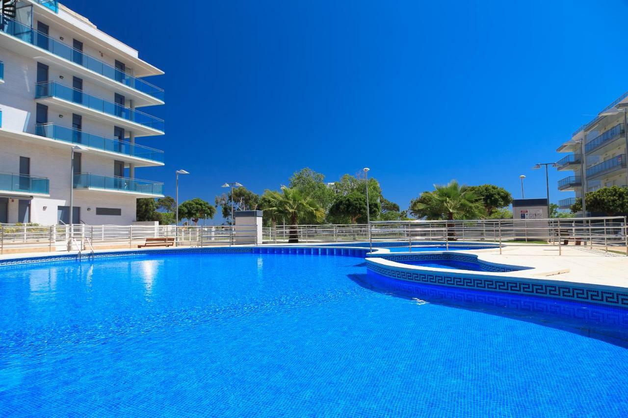 Uhc Mar Augusta Family Complex Apartment Кембрилс Стая снимка